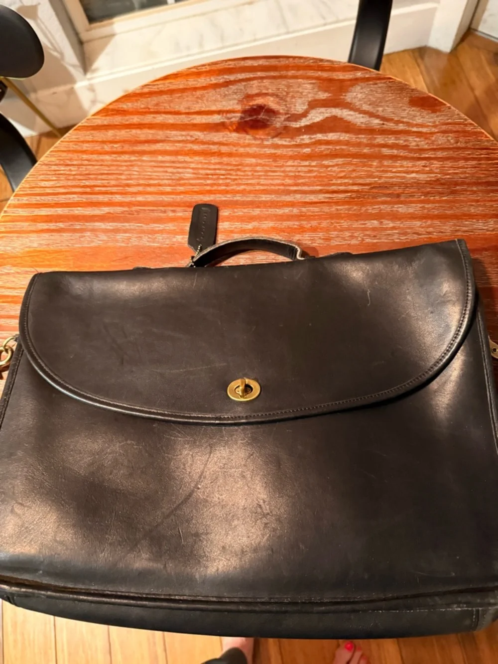 Vintage Coach Laptop Bag. Anne Hathaway features it on The Devil Wears Prada 2.